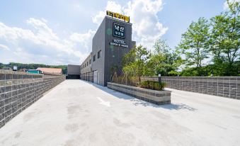 Yangyang Naksan Muintel & Pension