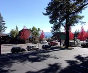 Pepper Tree Inn Tahoe City - parking