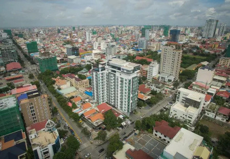 Naki Suites @ Silvertown