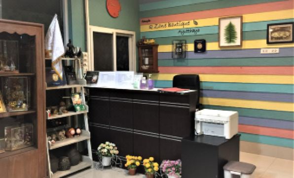 Q Zone Boutique House