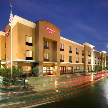 Hampton Inn Carlsbad-North San Diego County Отели рядом с достопримечательностью «Флауэр Филдс»