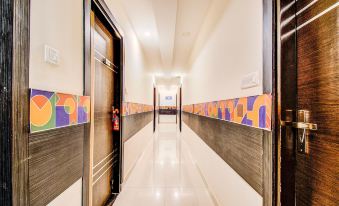 FabHotel Corporate Crown - Nr Jyoti Nivas University