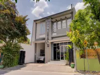 Ijen Homestay Mojokerto RedPartner Hôtels à : Magersari