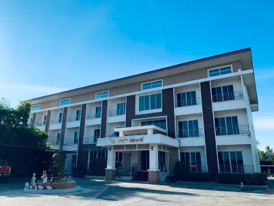 New Tara Place Lom Sak Hotel