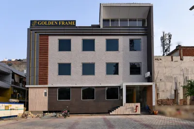 Townhouse Golden Frame