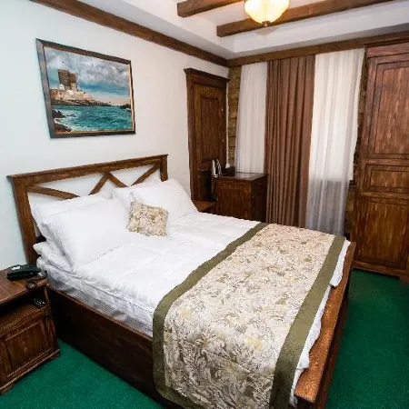Maajid Hotel