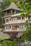 Tira Vilagna Suites & Spa Hotel dekat Indomaret Kintamani