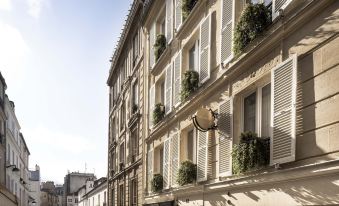 Hotel des Arts Paris Montmartre