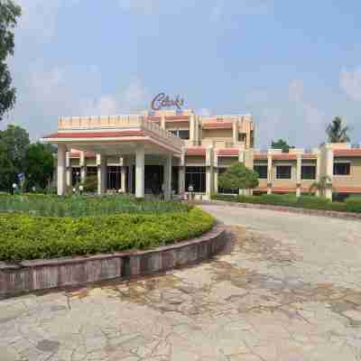 Clarks Khajuraho Hotel Exterior