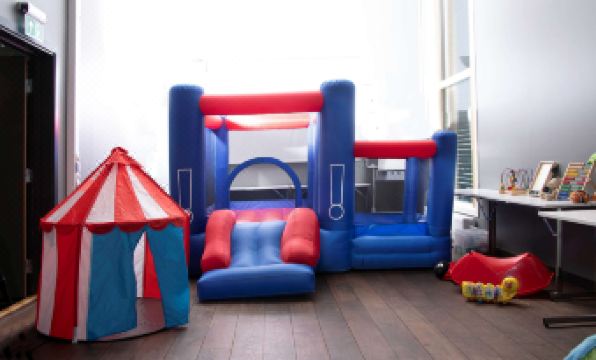 Park Inn by Radisson Oslo Airport Hotel West