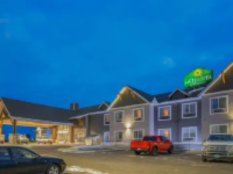 La Quinta Inn & Suites by Wyndham Belgrade - Bozeman Airport Hotels in Belgrade
