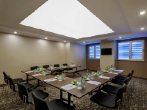 Hampton by Hilton Gaziantep City Centre Hotels near Alauddevle Mosque