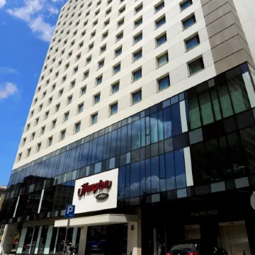 Hampton by Hilton Warsaw City Centre Отели рядом с достопримечательностью «Центральное статистическое бюро»