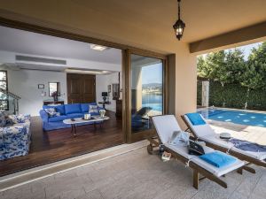 SK Place Luxury Seafront Villas Chania