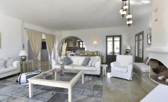 Naoussa Hills Boutique Resort- Adults Only (13+)