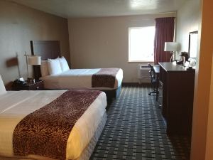 Boarders Inn & Suites by Cobblestone Hotels - Broken Bow