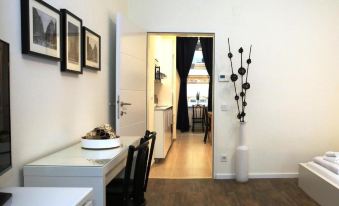 Flatprovider Comfort Eduard Apartment - Contactless Check IN