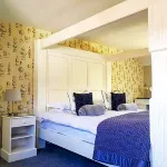 Random Hall Hotels in Horsham