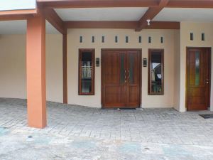 Oke Homestay Villa Batu Malang