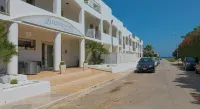 Donnosanto Residence Hotels in Torre Santa Sabina