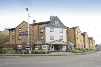 Premier Inn London Romford (Mercury Gardens) Hotels near Romford Railway Station