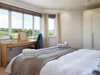 Villa Gallery Hotels in Carnon Downs