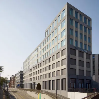 VISIONAPARTMENTS Wolframplatz - self check-in Hotels near Kirche Enge