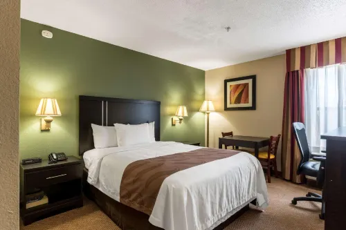 Quality Inn & Suites Clemmons I-40