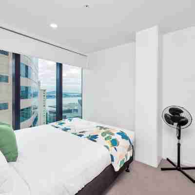 Amazing Harbour, Skytower & Rangitoto Views Rooms