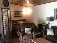 Bullwinkles Rustic Lodge Các khách sạn ở Poplar Bluff