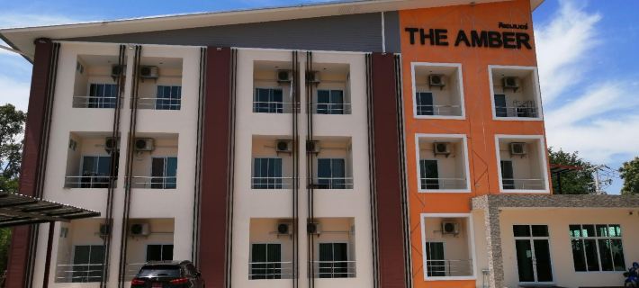 The Amber Mansion Hotels in Roi Et