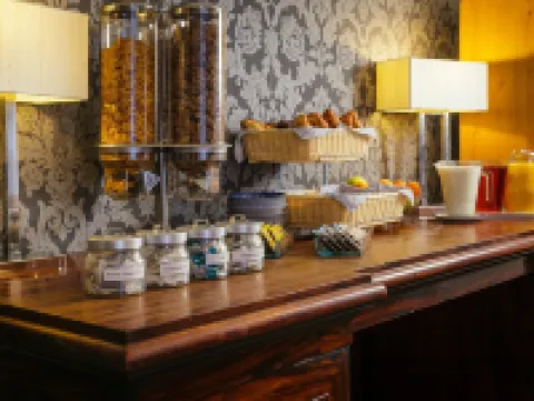 คลีฟเดน เฮาส์ บาย นิน่า