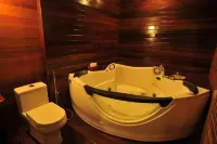 Borneo Natural Sukau Bilit Resort Hotels in Distrikt Kinabatangan