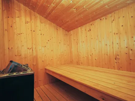 "Heggi" - 900m from the Sea