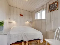 "Mortensen" - 350m from the Sea