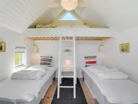 "Majgull" - 150m from the Sea - Homestay