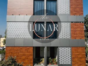 Hotel Lunar Stays, Bhopal