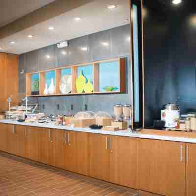 SpringHill Suites Houston Westchase Dining/Meeting Rooms