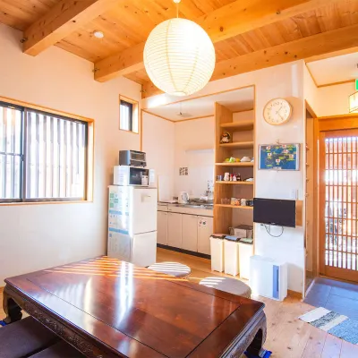 Guest House Wakabaya Hotel berhampiran Stesen Mizuta