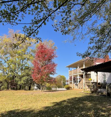 Rocky Hill Inn Отели в г. Эдмонсон Каунти