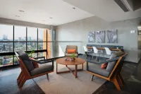 Voco Guadalajara Neruda Hotels in Гвадалахара