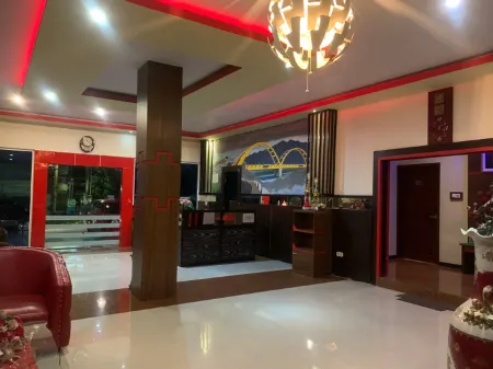 RedDoorz at Brizky Hotel Palu Отели в г. Mantikulore