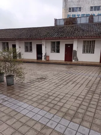 Shifang Tianxi Hotel