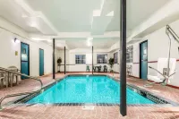 Super 8 by Wyndham Platte City/KCI Airport North Hotel a Leavenworth