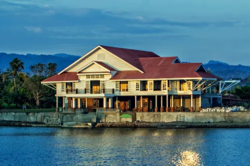 Las Casas Filipinas de Acuzar