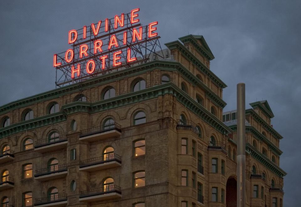 MINT HOUSE AT THE DIVINE LORRAINE HOTEL - PHILADELPHIA $152 ($̶2̶7̶6̶) -  Updated 2023 Prices & Reviews - PA