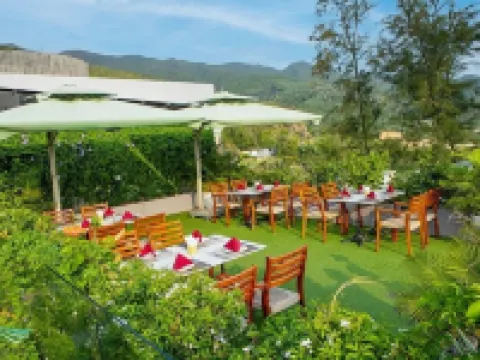 Casa Marina Resort Hotels in Ghenh Rang