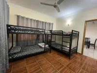 Backpackers Hostel & Guest House Islamabad Hotels near Al Rehmat Mall