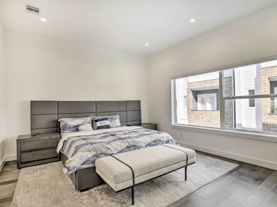Newly-Built Luxury Galleria Area Townhome!