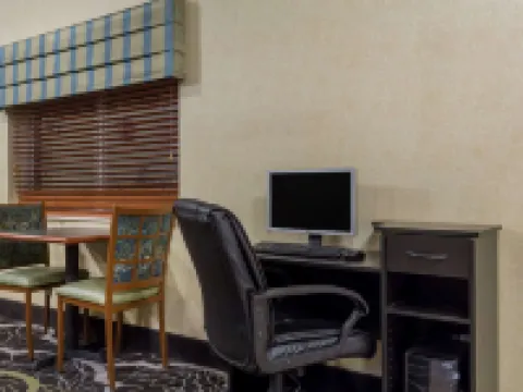 Baymont by Wyndham Billings Hotels in Billings